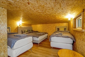 5 Schlafzimmer, Bügeleisen/Bügelbrett, kostenloses WLAN, Bettwäsche