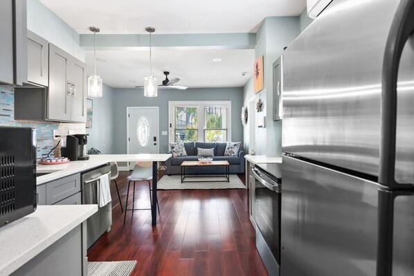 Fridge, microwave, oven, stovetop