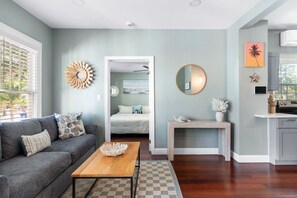 1 غرفة نوم ومكواة/لوح كي وسرير سفر وواي فاي