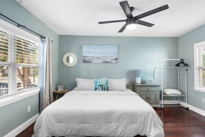 1 habitación, tabla de planchar con plancha, cuna de viaje y wifi 