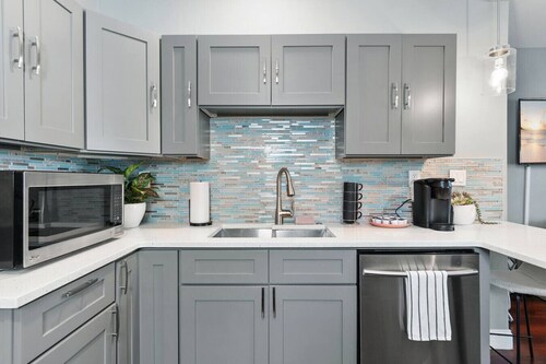 Coastal Waterview Condo 5 min to Beach