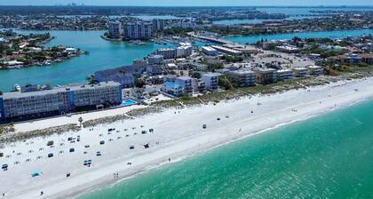 Spectacular Coastal Paradise: Steps from the Sand