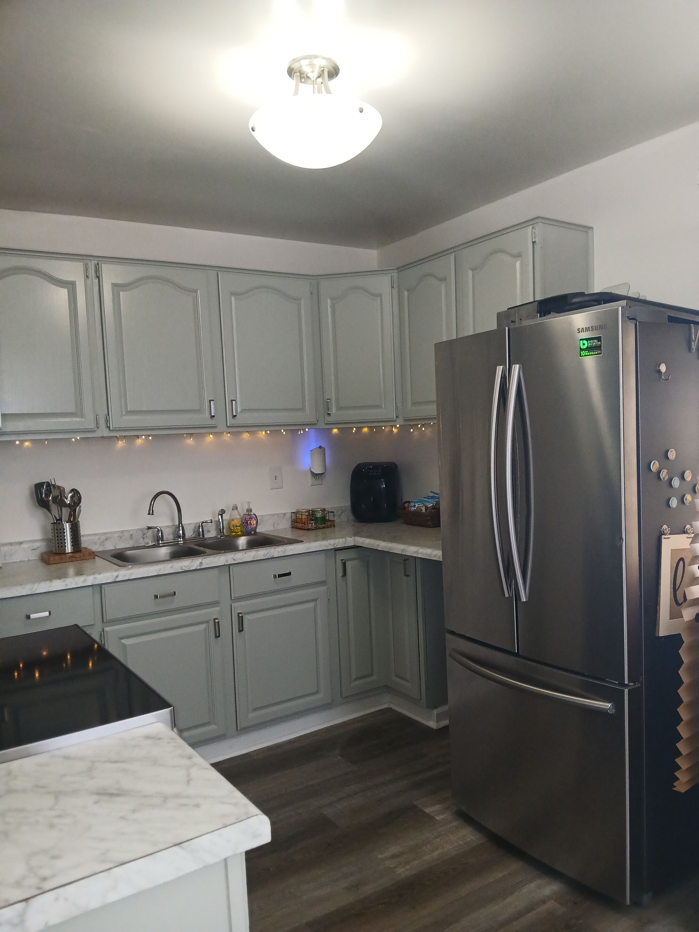 雪櫃、微波爐、焗爐、爐具