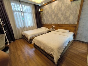 Classic Twin Room, Courtyard View