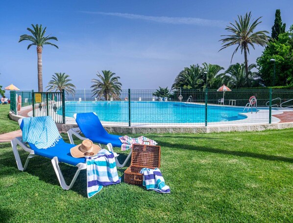 Apartamento | Piscina | Una piscina al aire libre