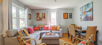 < 1 Mi to Colonial Beach: Coastal Gem w/ 2 Porches