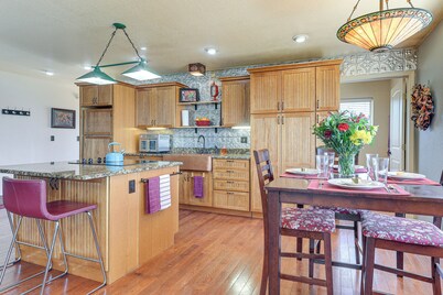 Panoramic Vistas & Pergola: Silver City Escape!