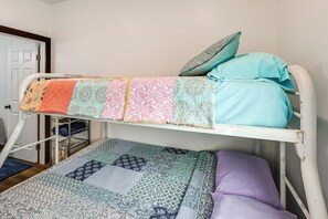 Apartment (1 Bedroom) | Interior