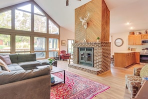 House (3 Bedrooms) | Interior