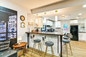House (2 Bedrooms) | Interior