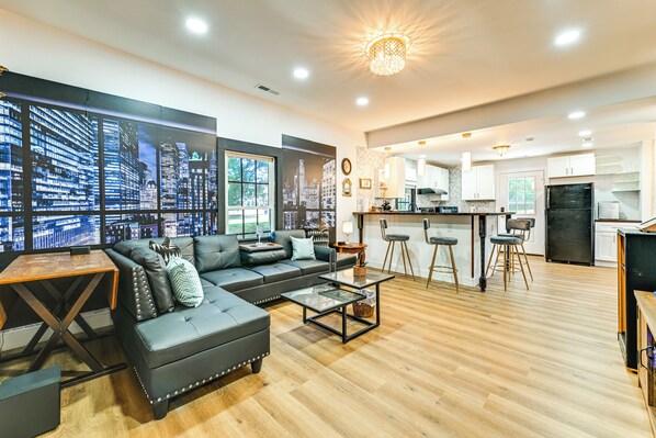 House (2 Bedrooms) | Interior - Weekend Getaway in Cornelius: Walk to Dining! (Cornelius)