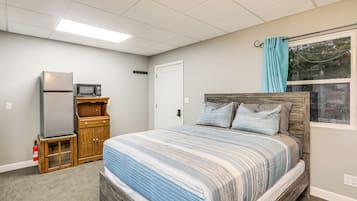 Apartment (0 Bedroom) | Interior