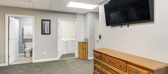 Shared Outdoor Space: Quaint Studio in Fredonia