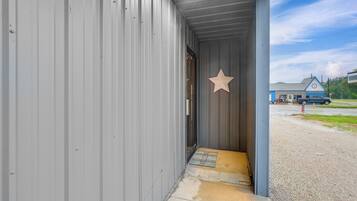 Apartment (0 Bedroom) | Interior