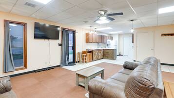 Apartment (0 Bedroom) | Interior