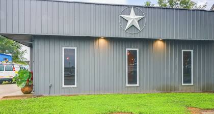 Cozy Studio in Fredonia w/ Shared Outdoor Space!