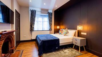 1 bedroom, desk, iron/ironing board, free WiFi