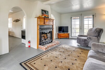 'abigail's Ranch' - Pet-friendly Dolan Springs Gem