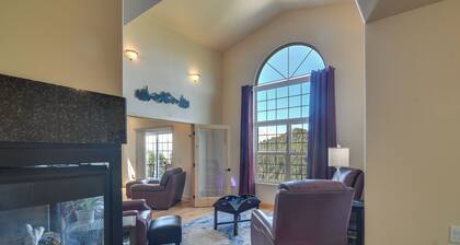 Mountain-view Conifer Gem Near Hiking & Fishing