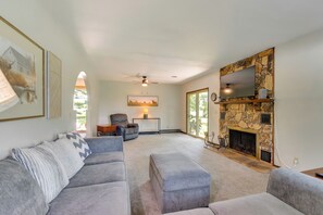 House (3 Bedrooms) | Interior - 9 Mi to Downtown Rushville: Cozy Getaway w/ Grill (Rushville)