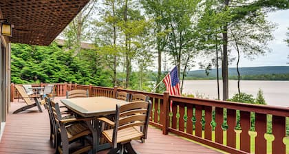 Dock & Hot Tub: Scenic Beech Mountain Lakes Gem!
