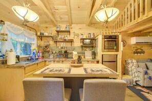 Apartment (0 Bedroom) | Bahagian dalam