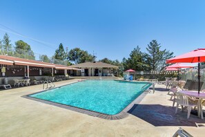 House (3 Bedrooms) | Interior - Hot Tub + Game Room: Family Retreat in Groveland! (Groveland)