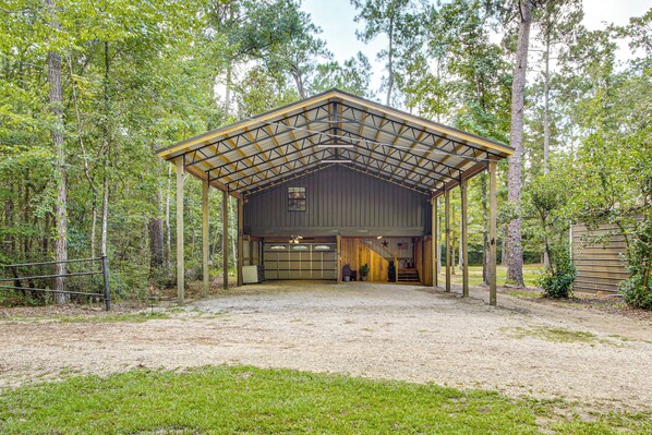 Apartment (0 Bedroom) | Interior