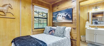 Hunt, Fish & Explore: Tranquil Hideaway in Folsom!