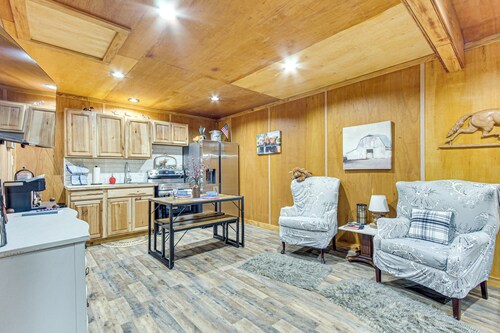 Hunt, Fish & Explore: Tranquil Hideaway in Folsom!