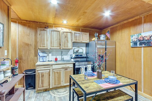 Hunt, Fish & Explore: Tranquil Hideaway in Folsom!