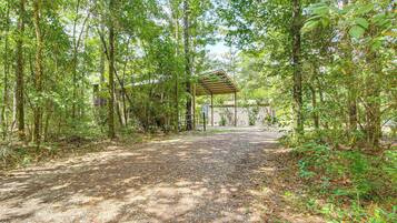 Apartment (0 Bedroom) | Interior