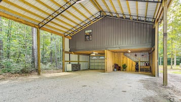 Apartment (0 Bedroom) | Interior