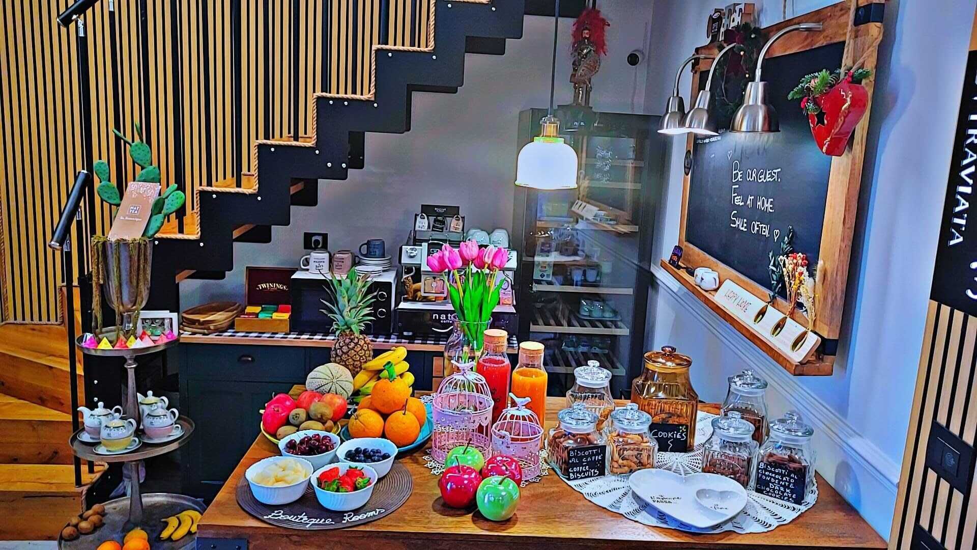 Free daily buffet breakfast