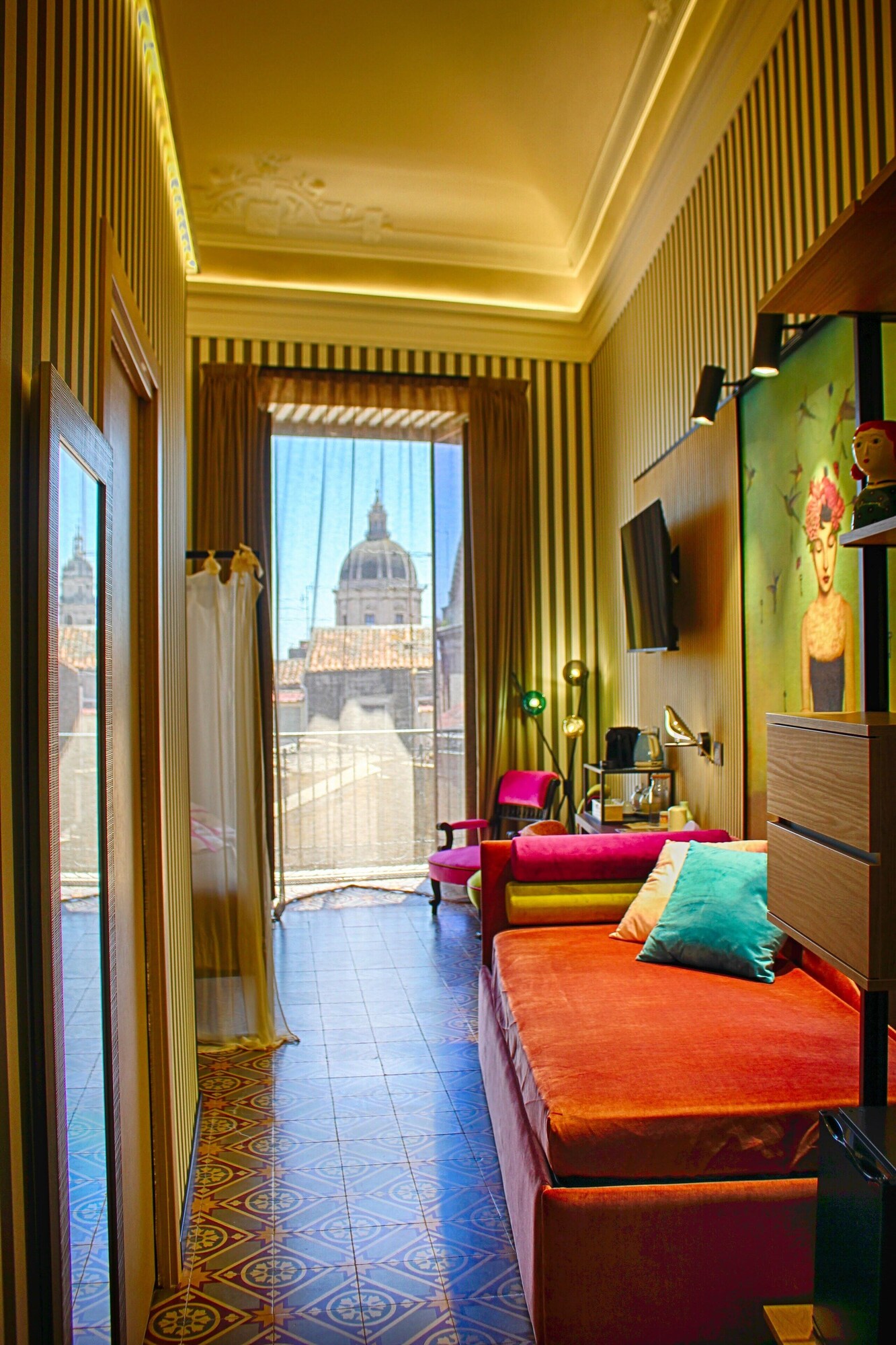 Deluxe Triple Room, Balcony, City View | Down duvets, in-room safe, desk, laptop workspace