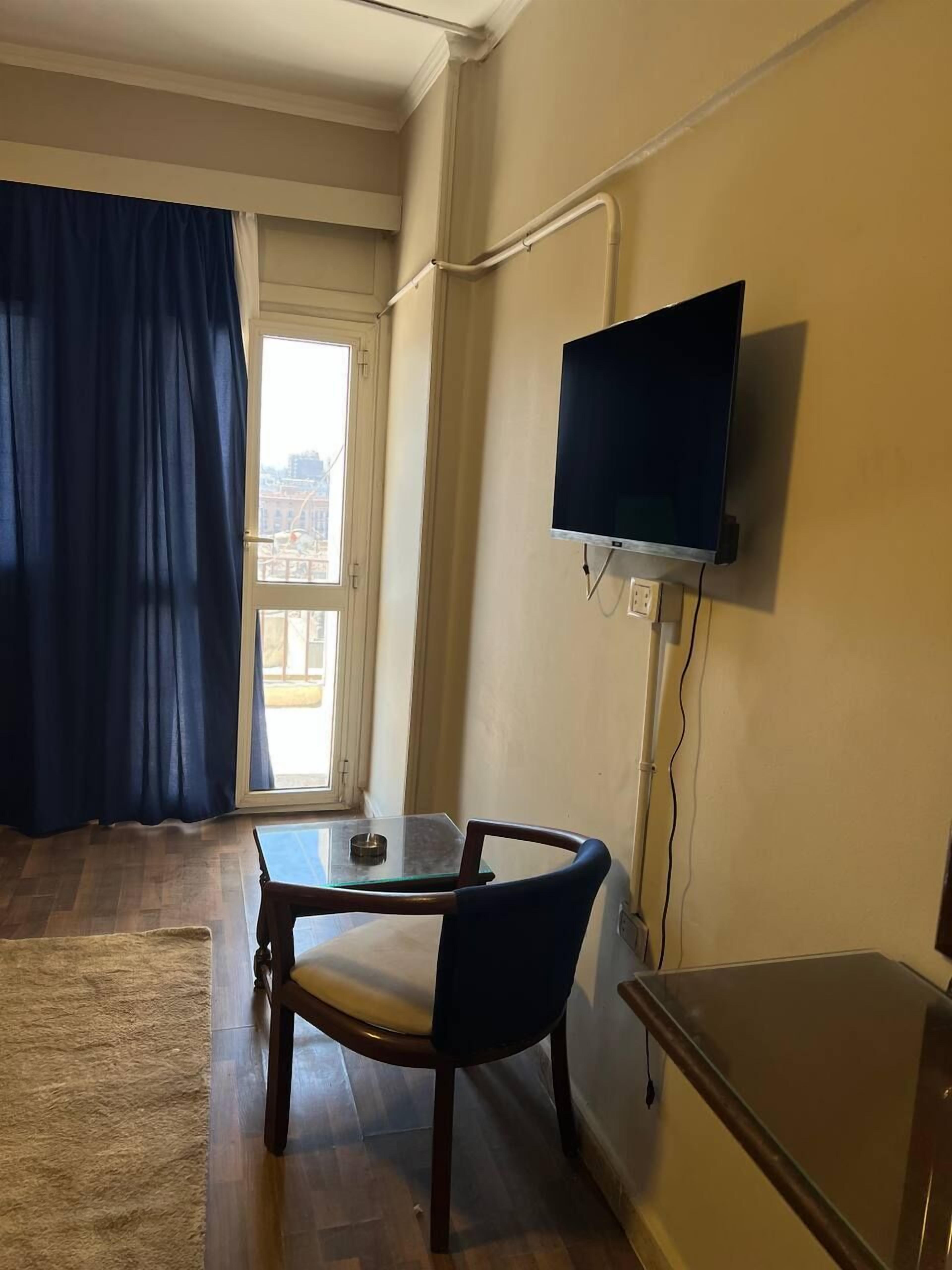 Photo - Houres Hotel