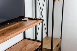 خزنة داخل الغرفة وستائر تعتيم وواي فاي مجانًا