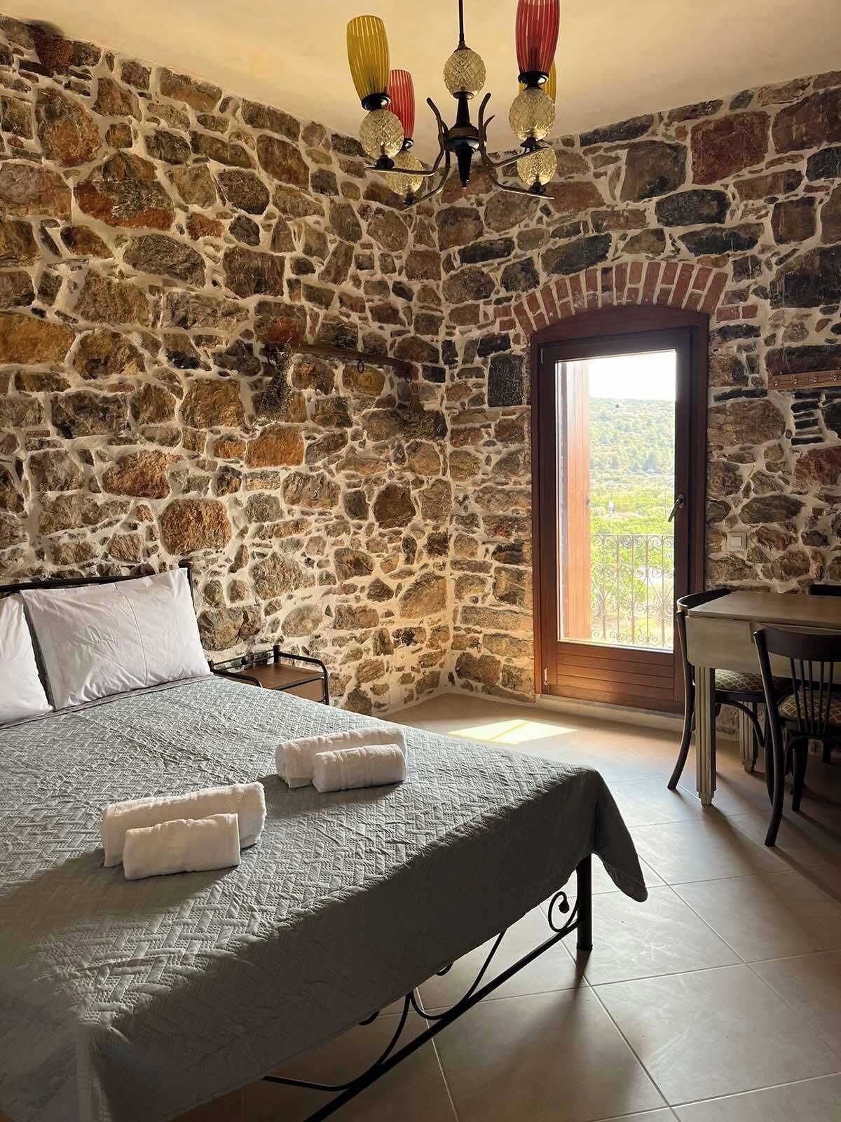 2 soverom, strykejern/-brett, wi-fi og sengetøy