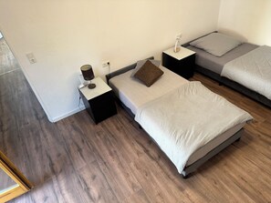 2 dormitorios, Internet, ropa de cama