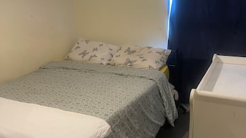 1 Schlafzimmer, Bügeleisen/Bügelbrett, WLAN, Bettwäsche