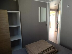 2 soveværelser, internetforbindelse