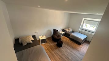 2 Schlafzimmer, Internetzugang, Bettwäsche