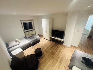 1 habitación, internet y ropa de cama 