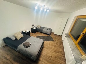1 bedroom, Internet, bed sheets