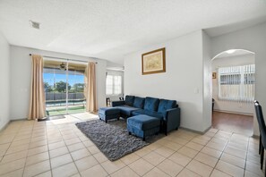 Villa, 3 Bedrooms | Living area