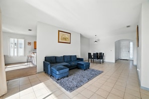 Villa, 3 Bedrooms | Living area | Smart TV
