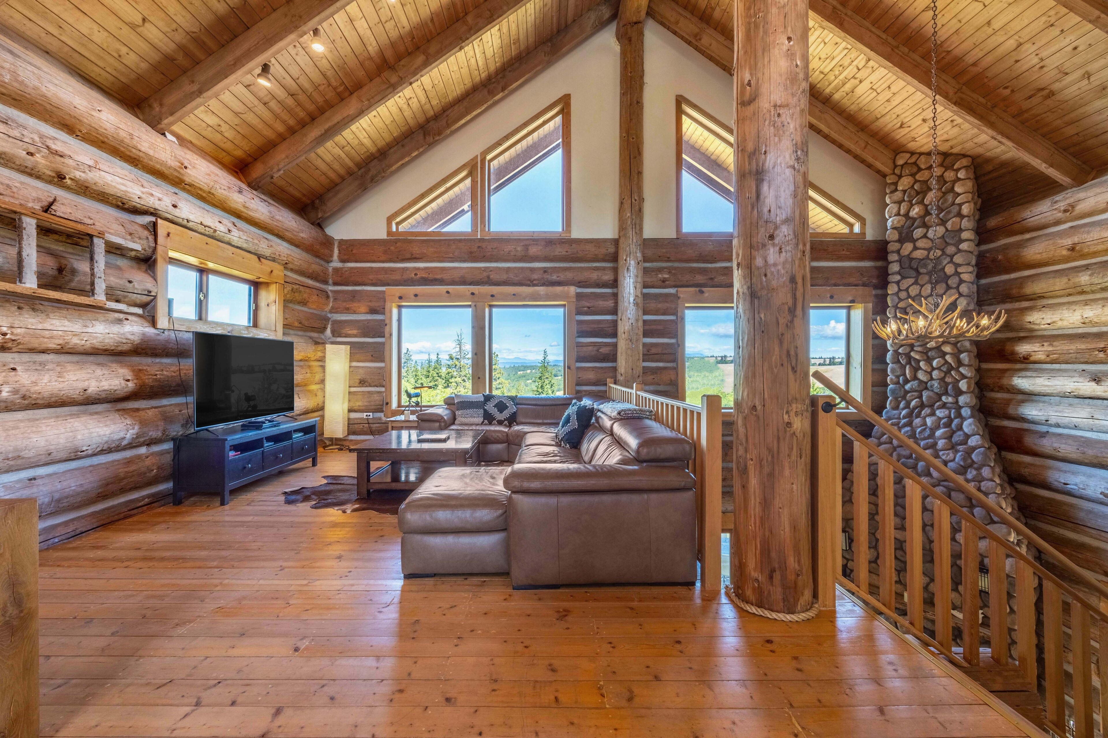 Cabin, 3 Bedrooms | Living area | Smart TV