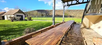 House - swimming pool and 30 activities