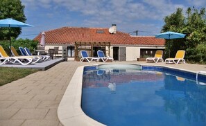 Piscine extérieure, piscine chauffée