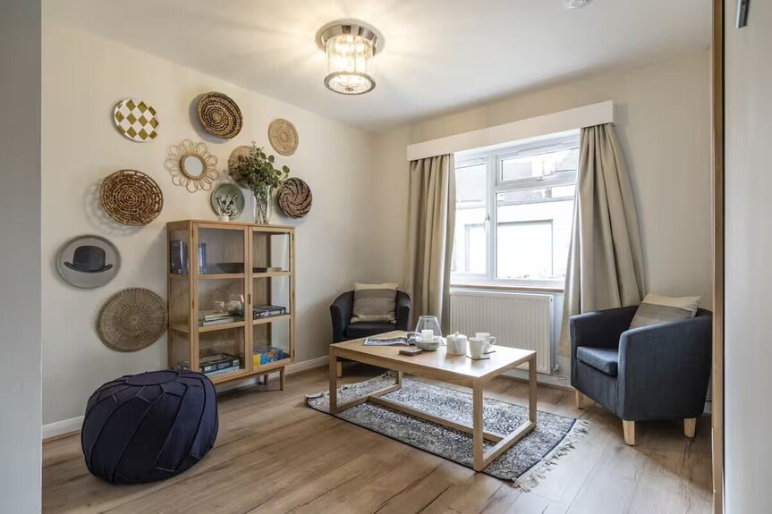 Large Cottage In Bourton | Parking | Garden - Stow-on-the-Wold